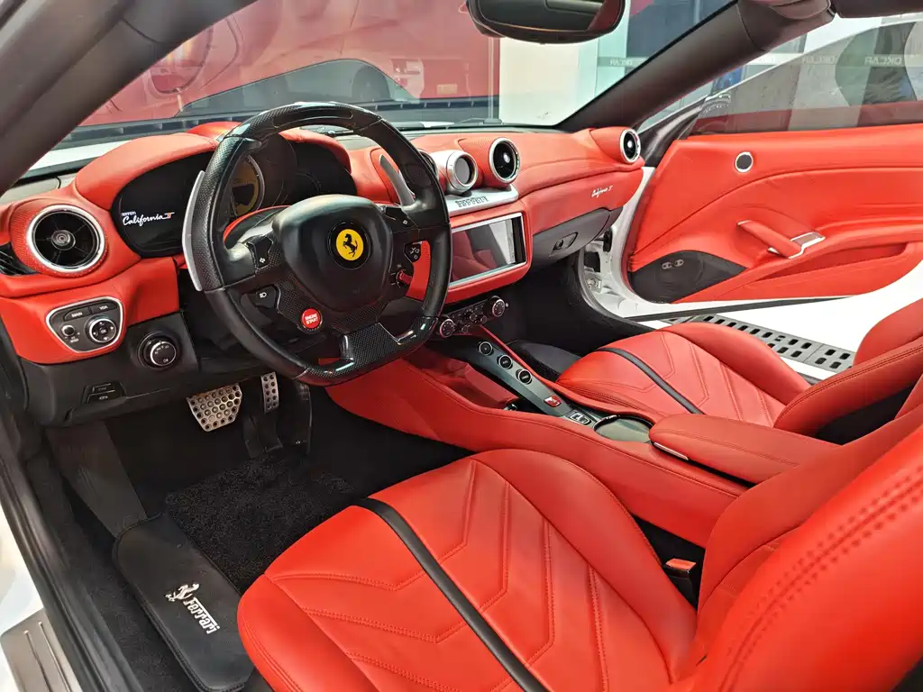 Ferrari California T