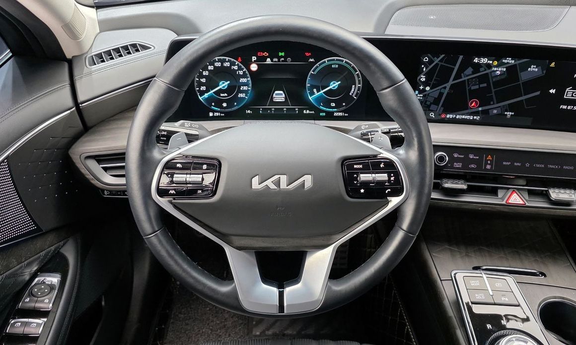 Kia K8