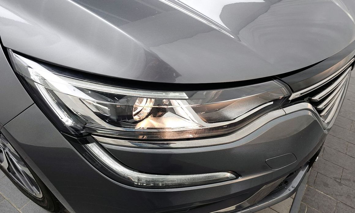 Renault SM6