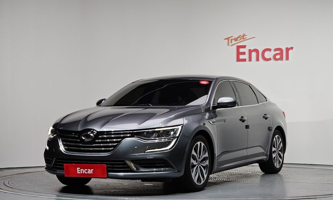 Renault SM6