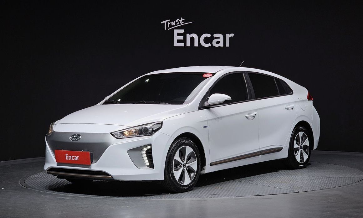 Hyundai Ioniq