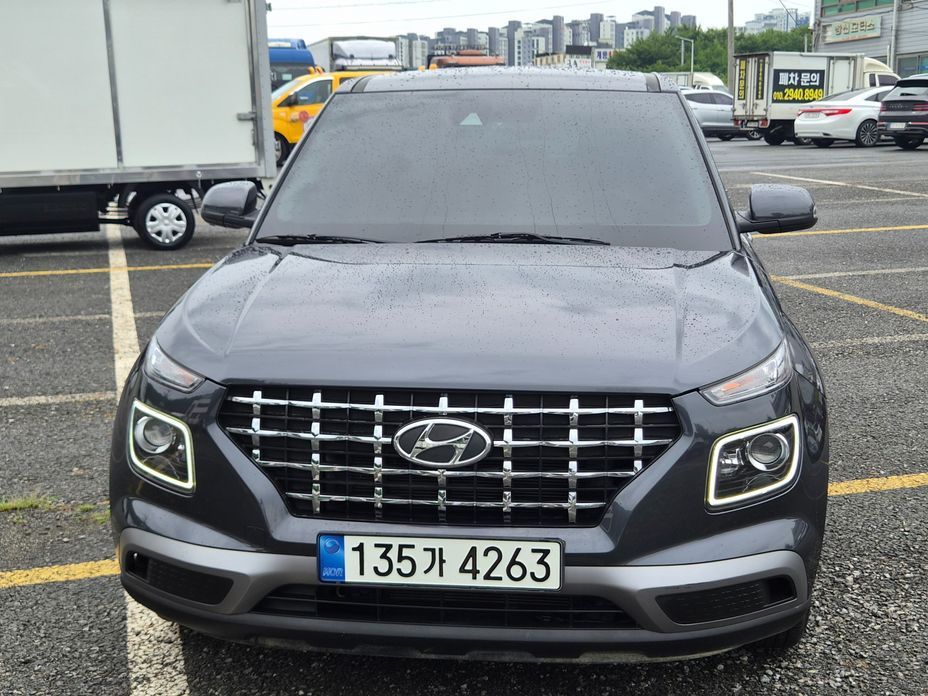 Hyundai Venue