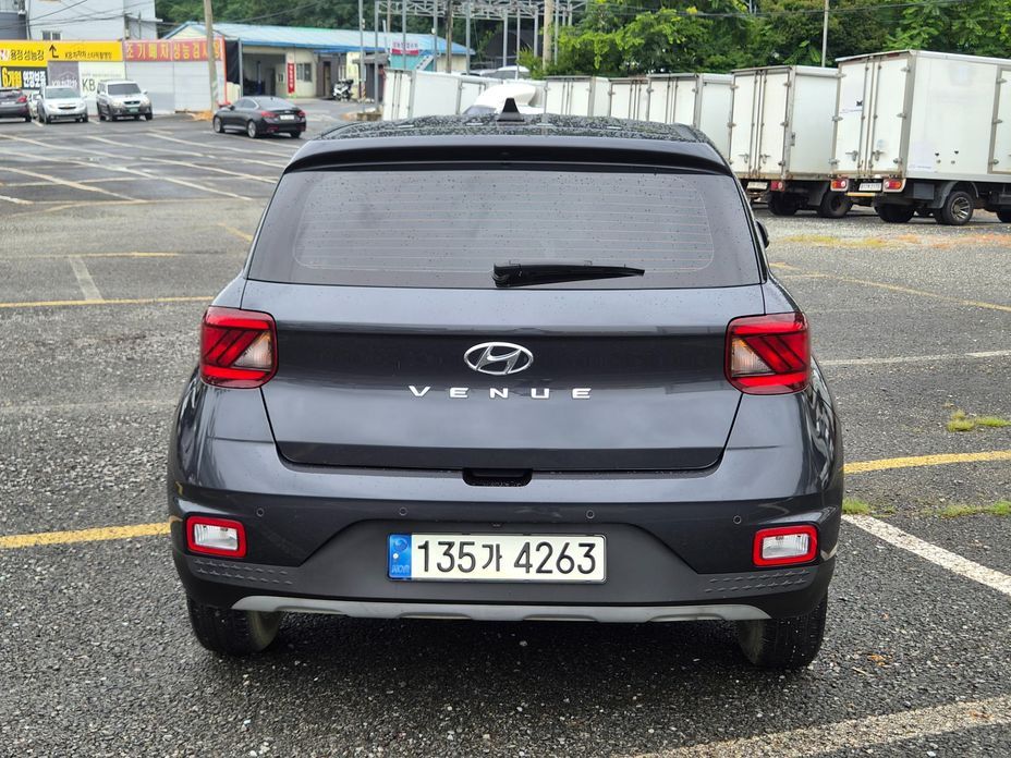Hyundai Venue