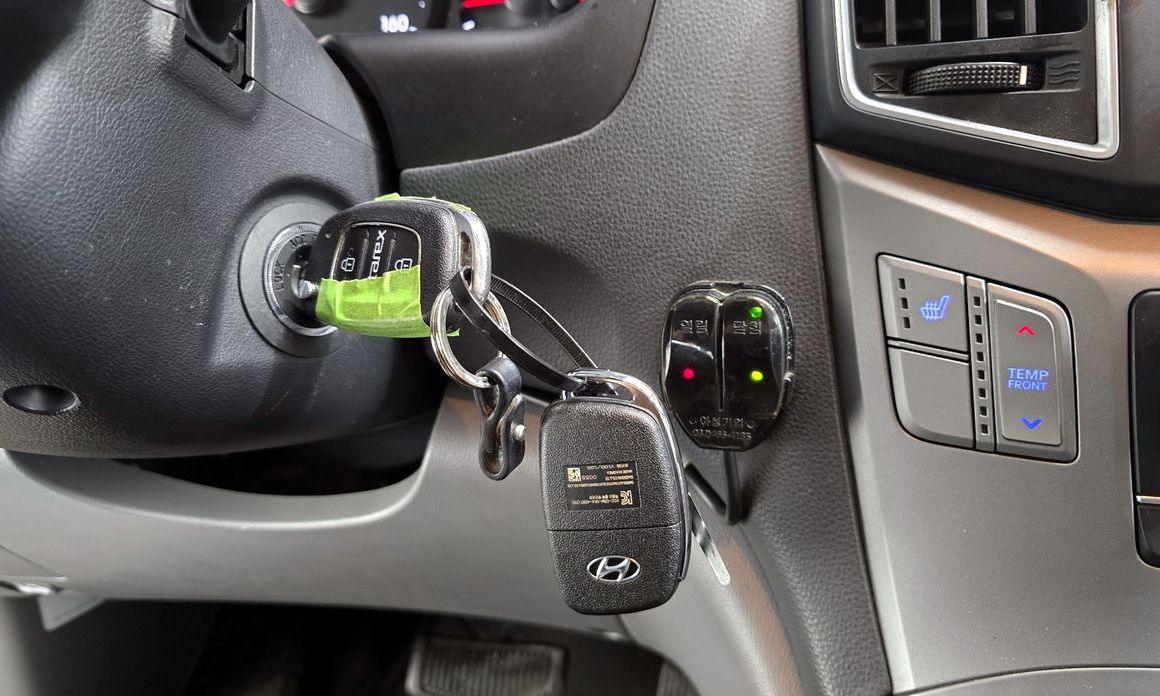 Hyundai Starex