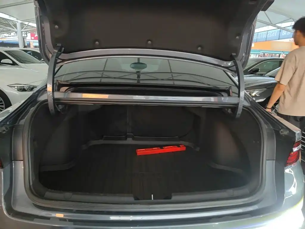 Geely Xingrui