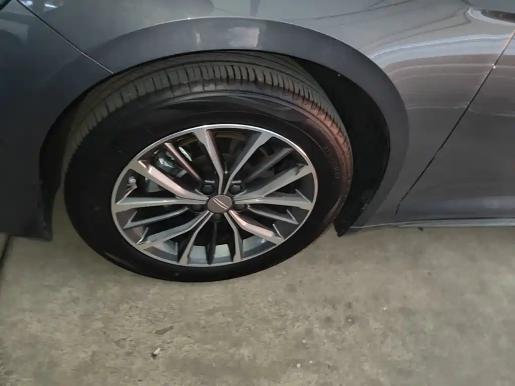 Geely Xingrui
