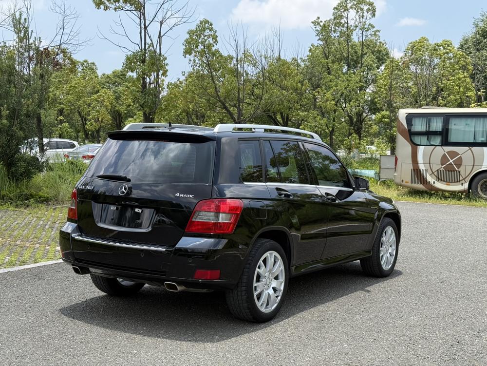 Mercedes-Benz Mercedes-Benz GLK-Class (Import)
