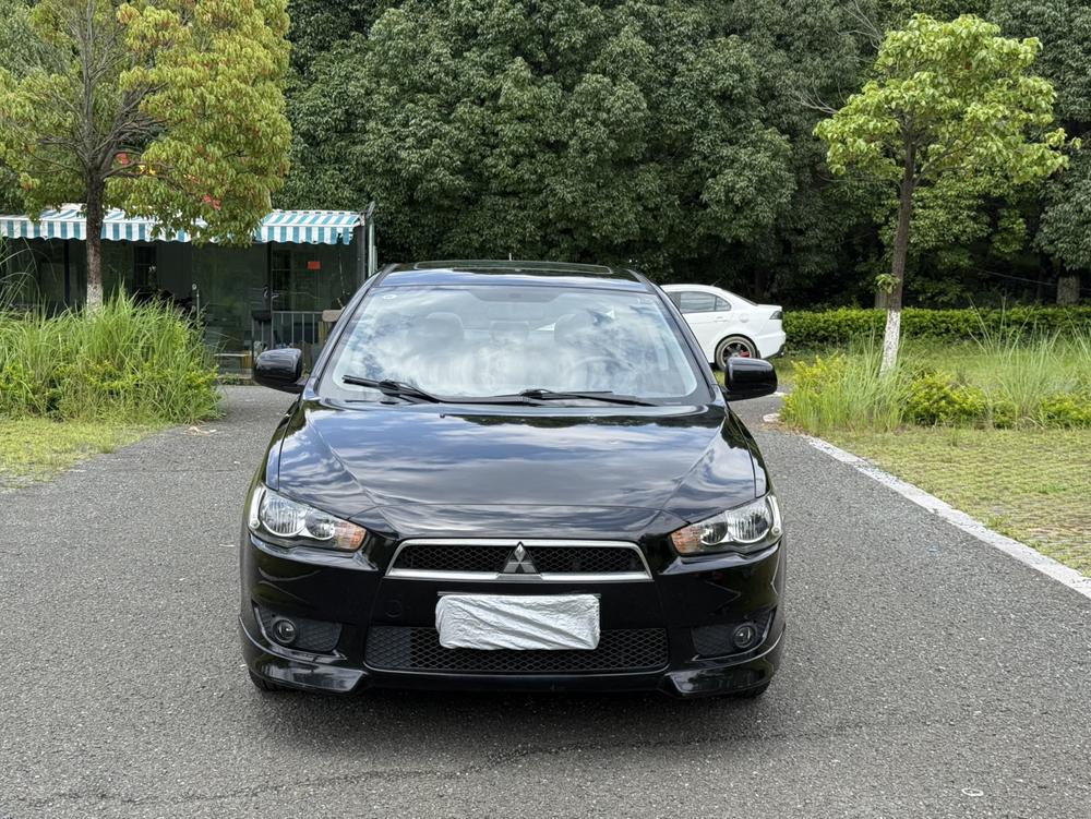 Mitsubishi Lancer EX