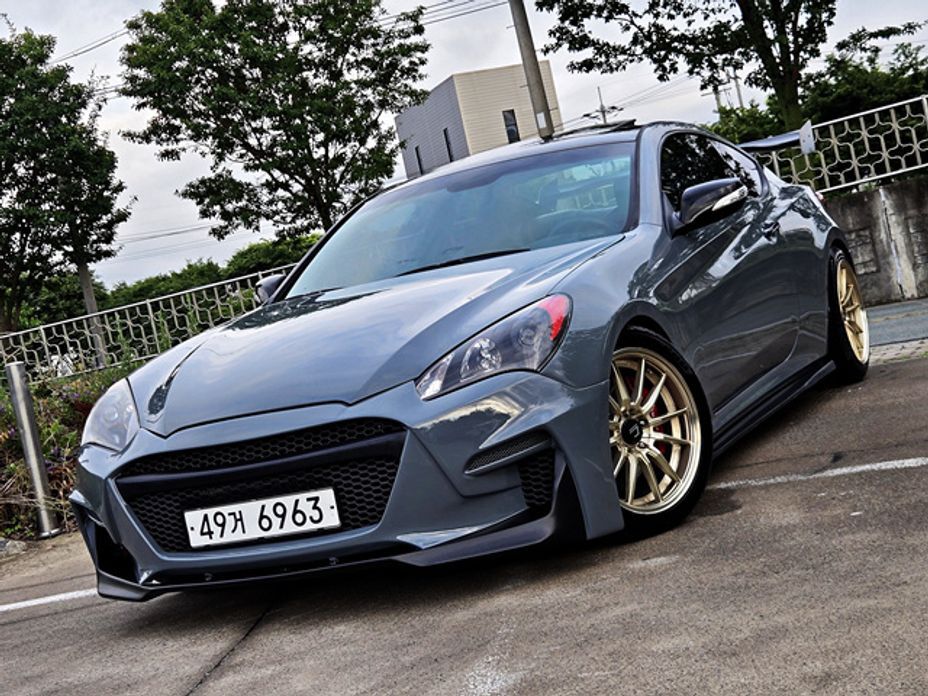 Hyundai Genesis
