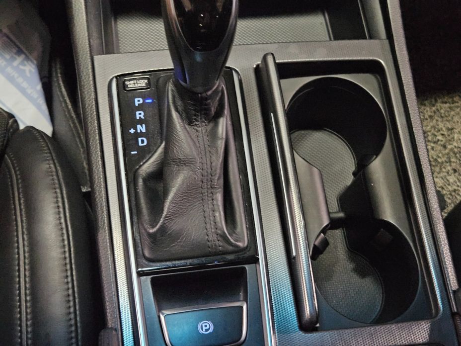 Hyundai Aslan