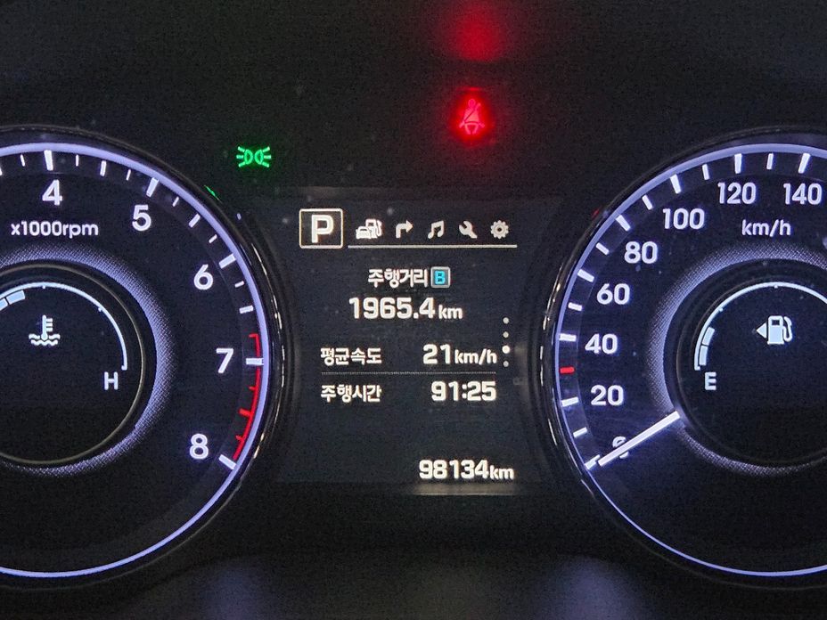 Hyundai Aslan