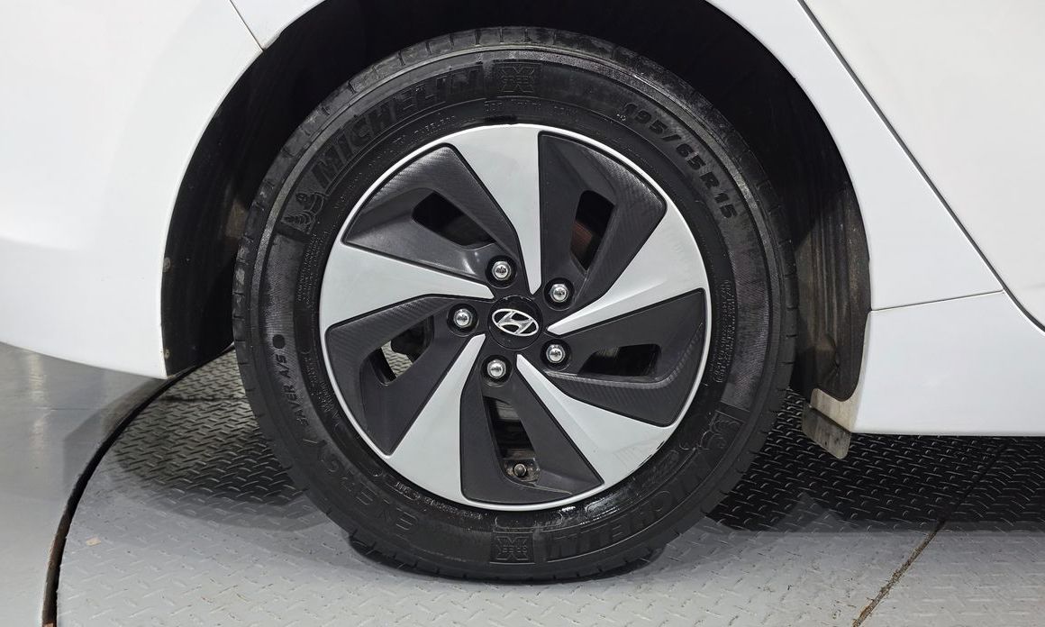 Hyundai Ioniq