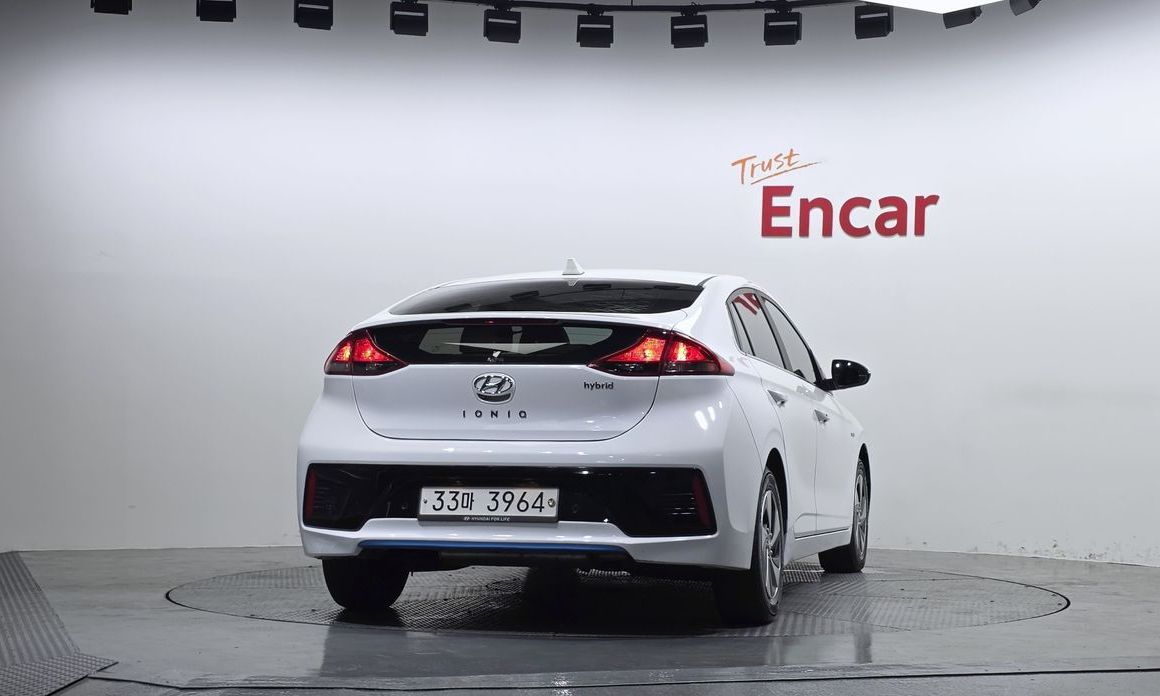 Hyundai Ioniq