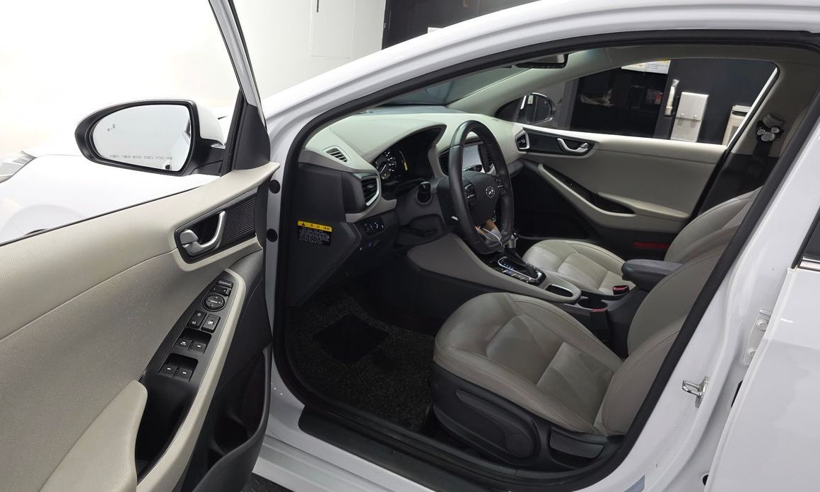 Hyundai Ioniq