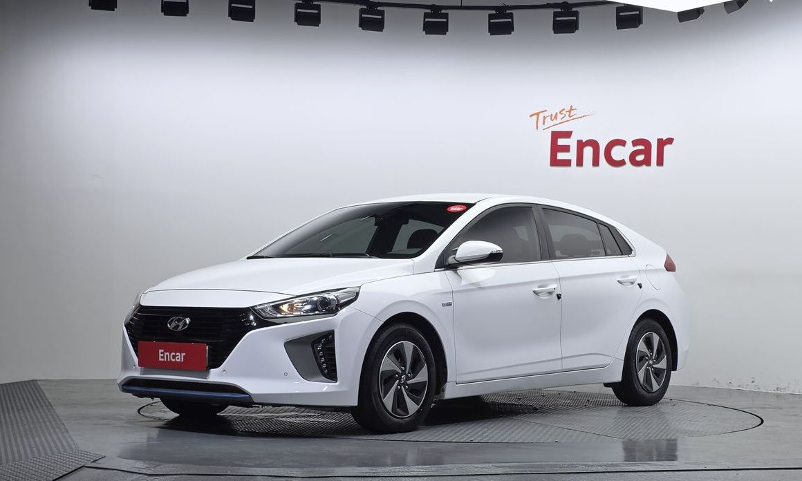 Hyundai Ioniq