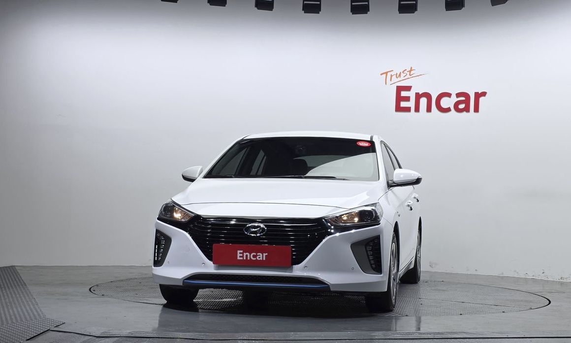 Hyundai Ioniq