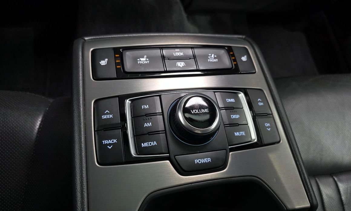 Hyundai Genesis