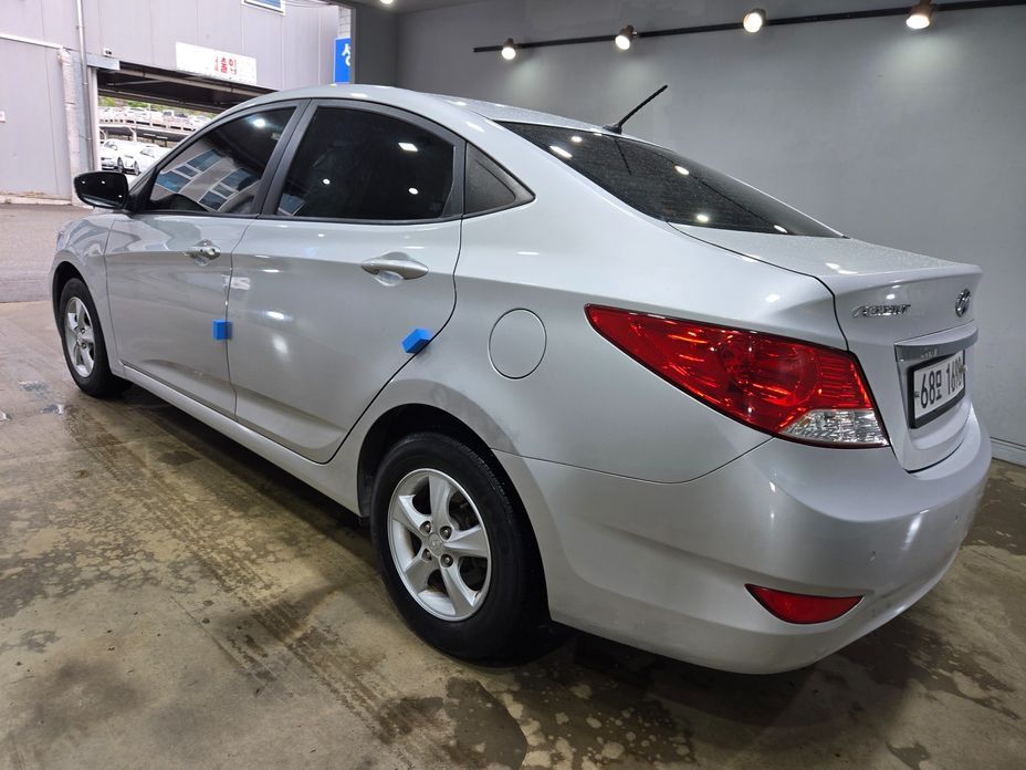 Hyundai Accent