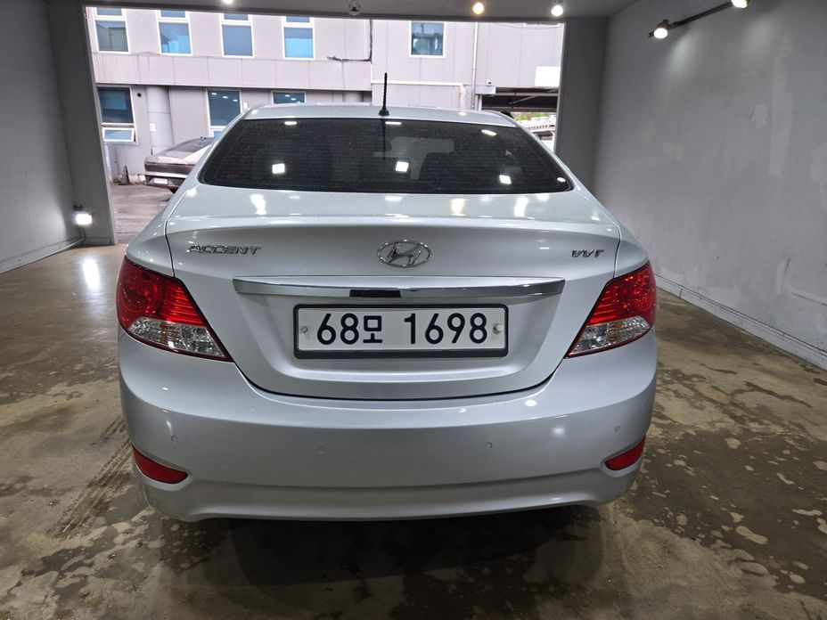 Hyundai Accent