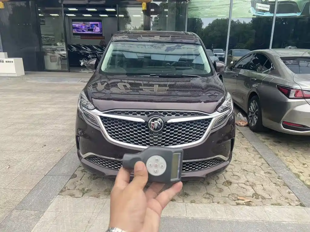 Buick GL8