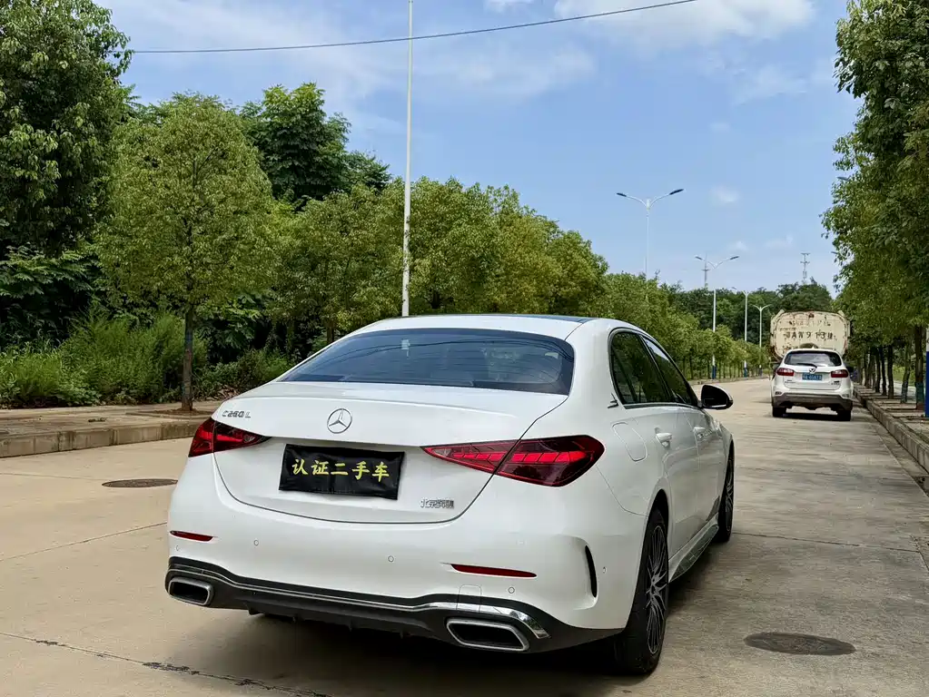 Mercedes-Benz C-Class