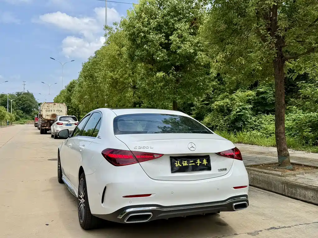 Mercedes-Benz C-Class
