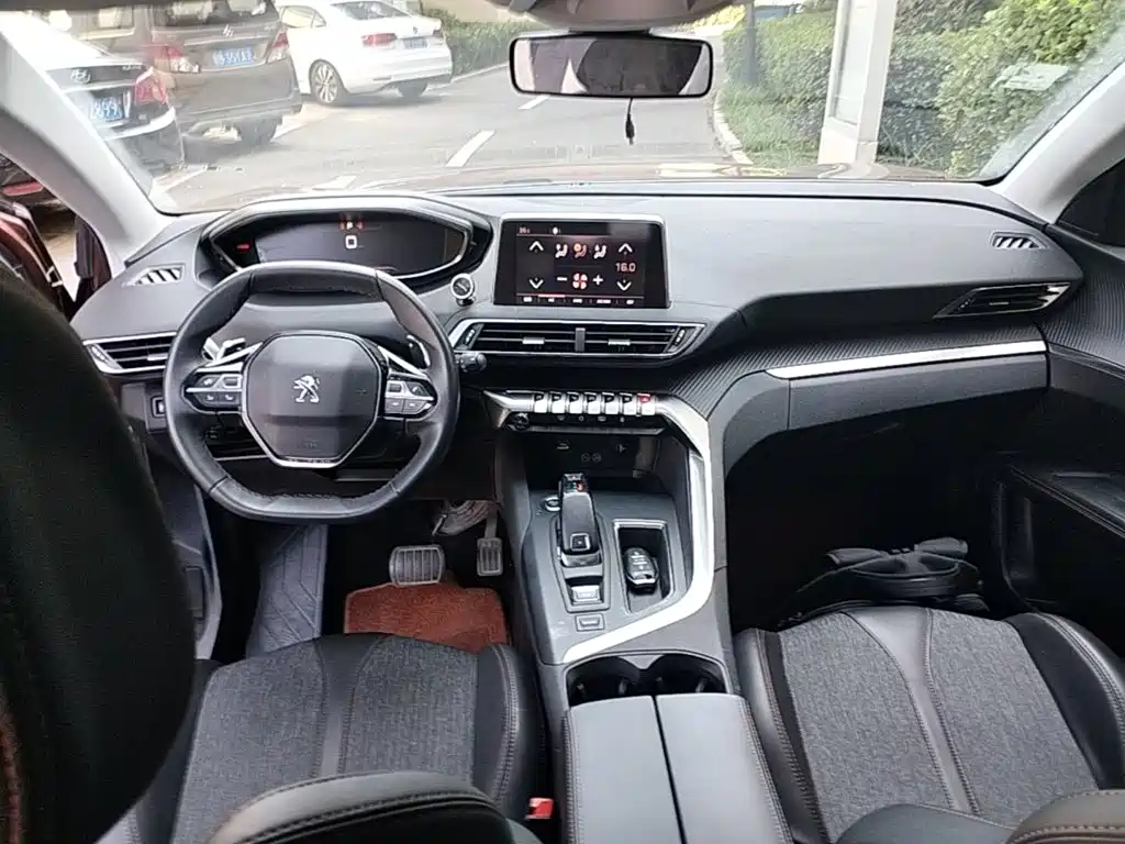 Peugeot 4008
