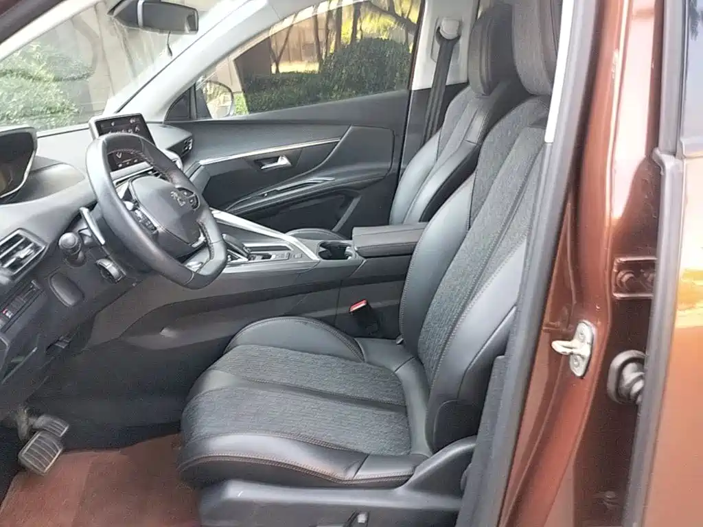 Peugeot 4008