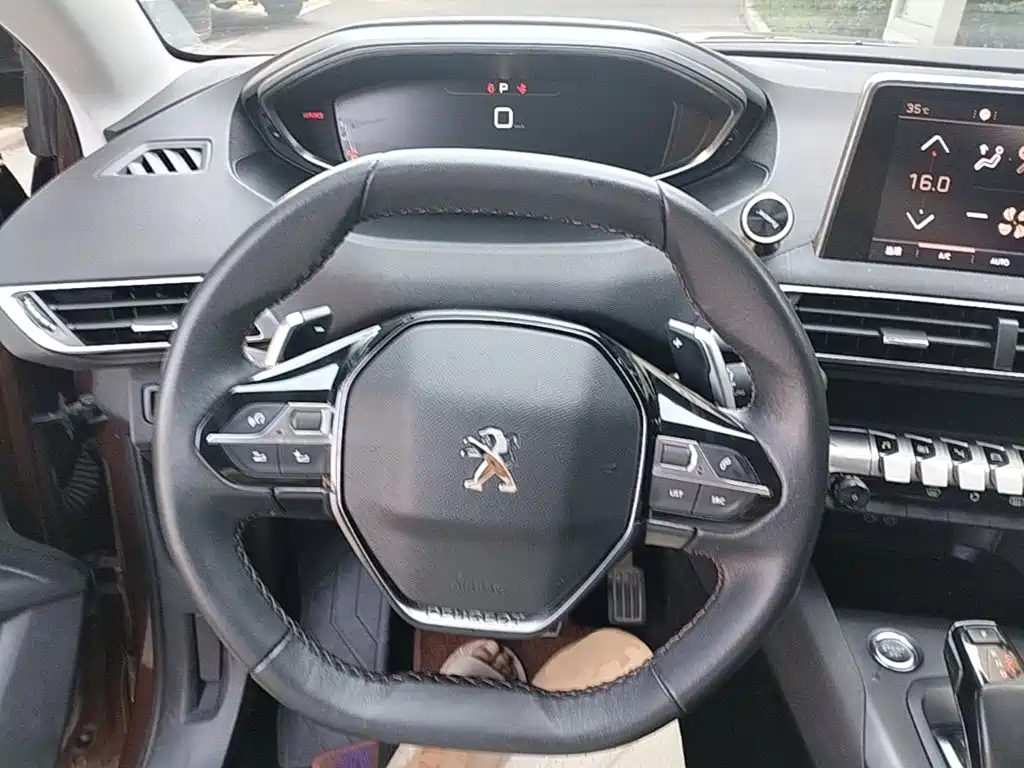 Peugeot 4008