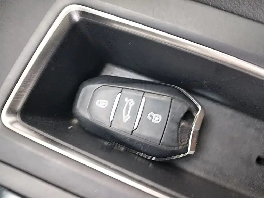 Peugeot 4008