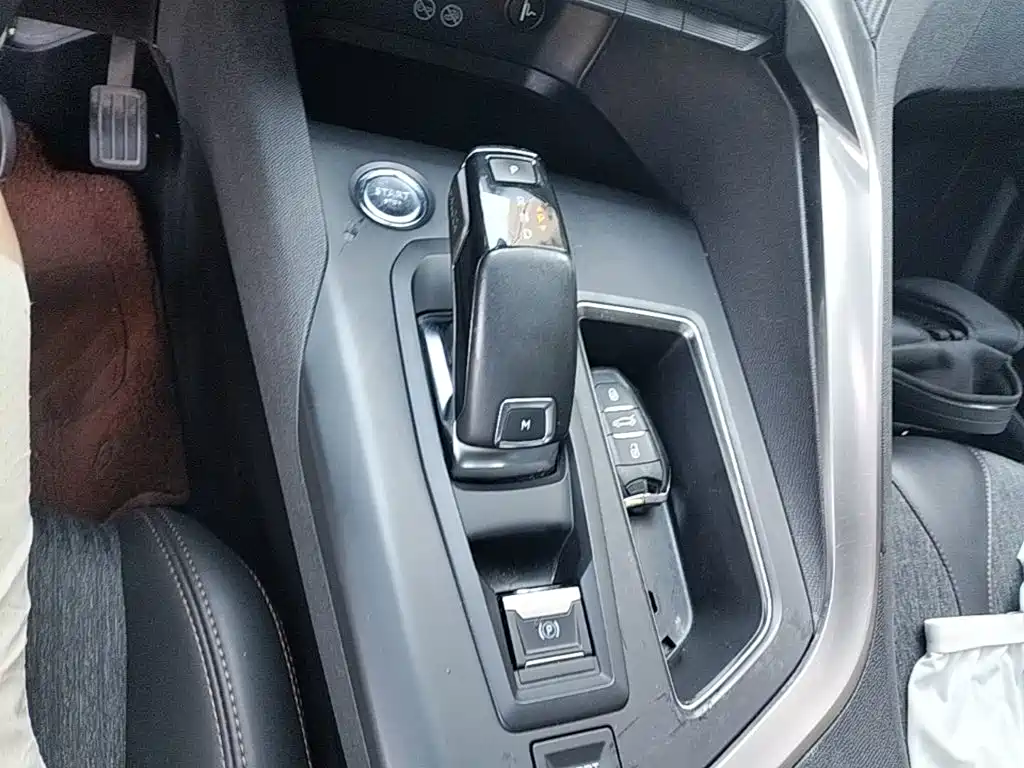Peugeot 4008