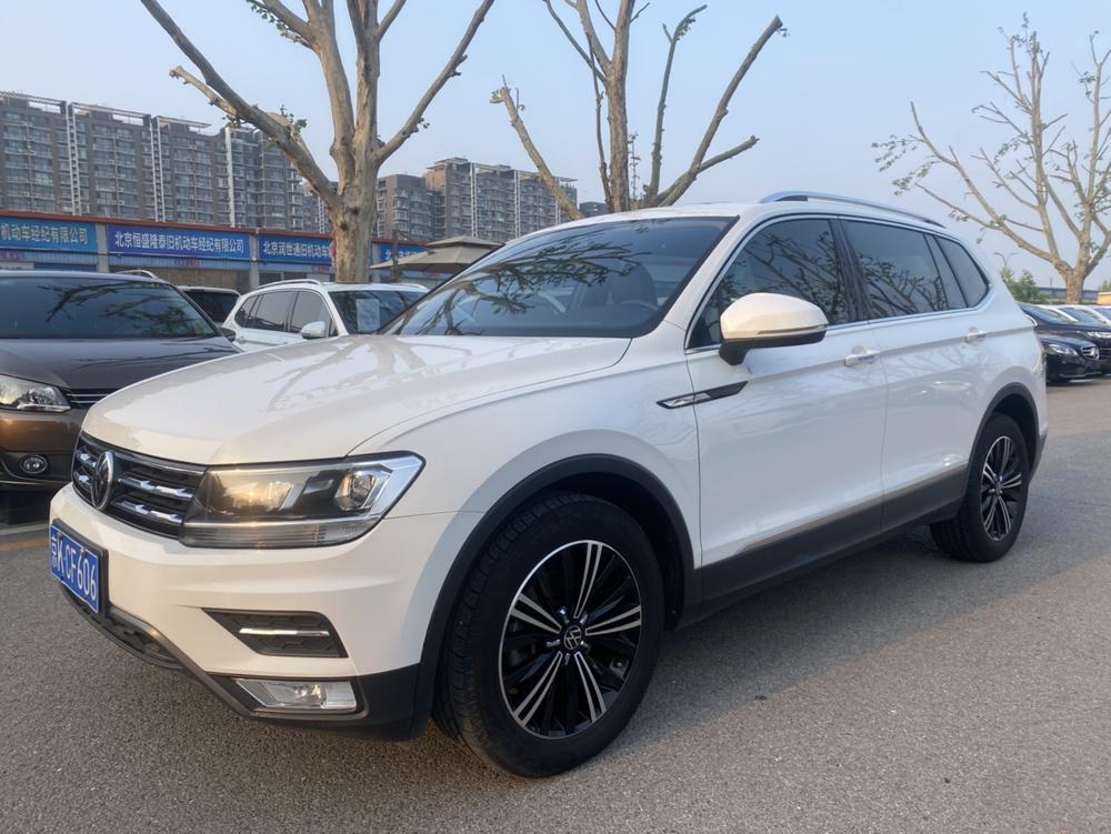 Volkswagen Tiguan L