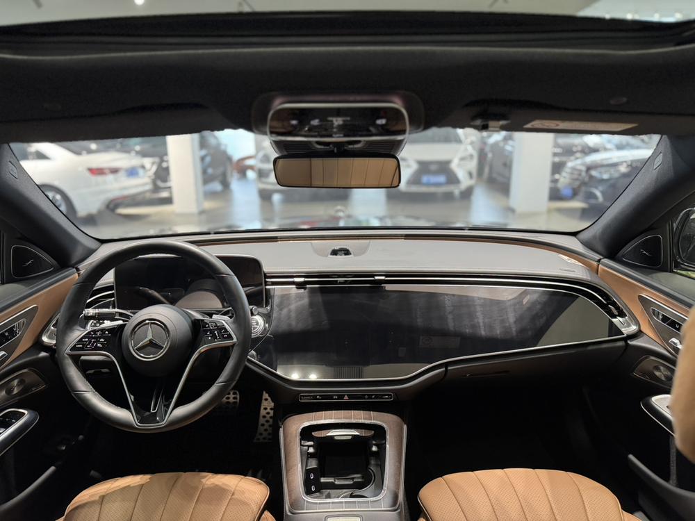 Mercedes-Benz Mercedes-Benz E-Class