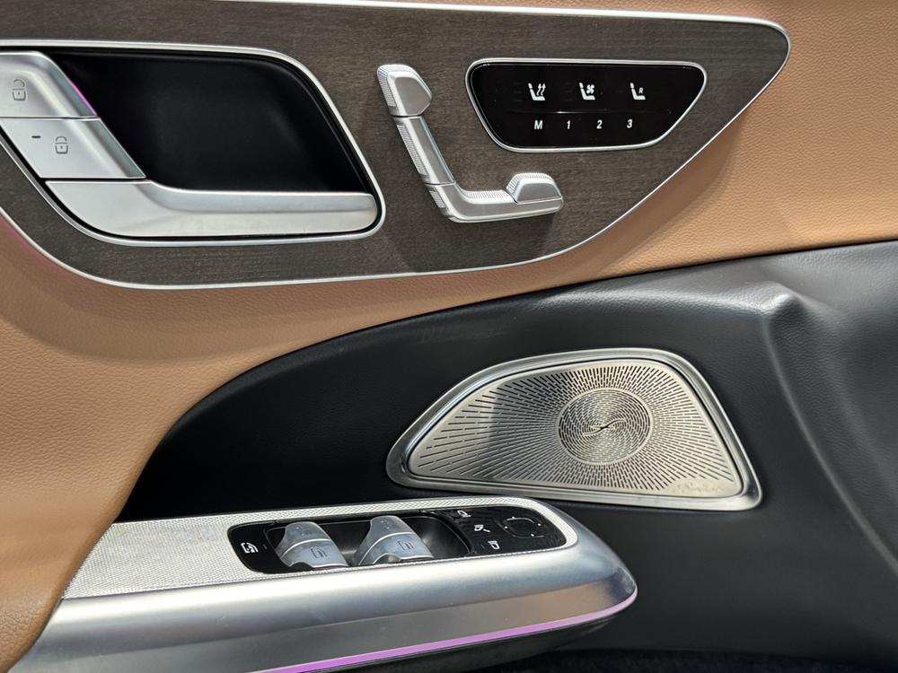Mercedes-Benz Mercedes-Benz E-Class