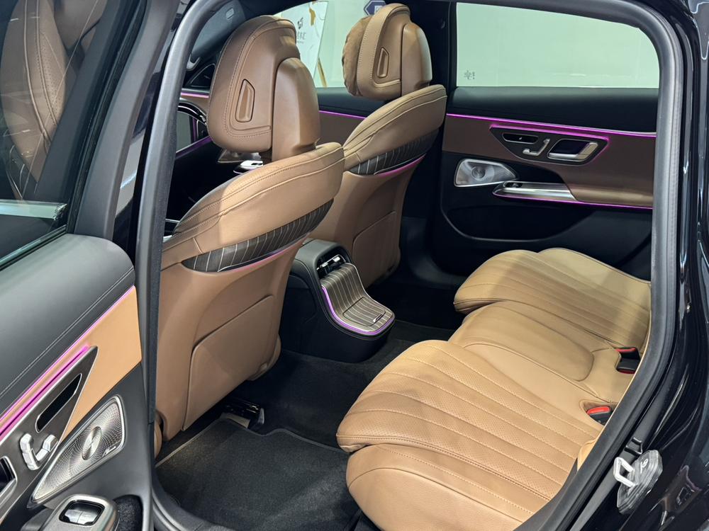 Mercedes-Benz Mercedes-Benz E-Class