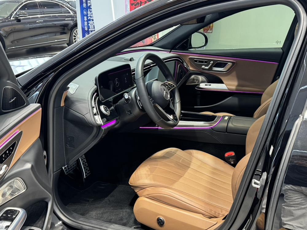 Mercedes-Benz Mercedes-Benz E-Class