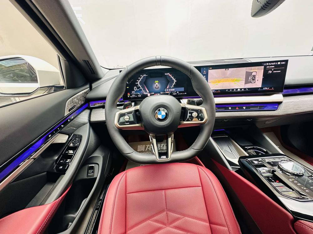 BMW BMW 5-Series