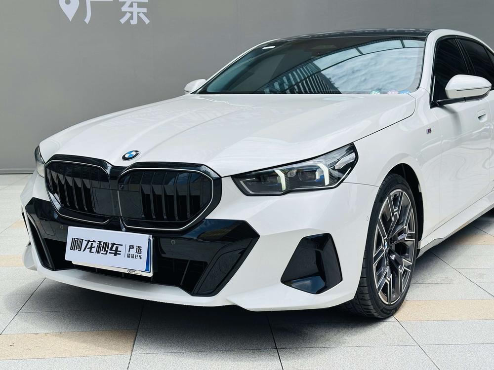 BMW BMW 5-Series