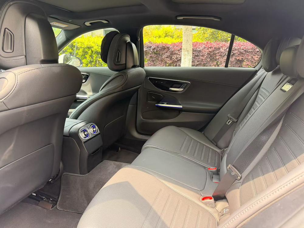 Mercedes-Benz Mercedes-Benz C-Class