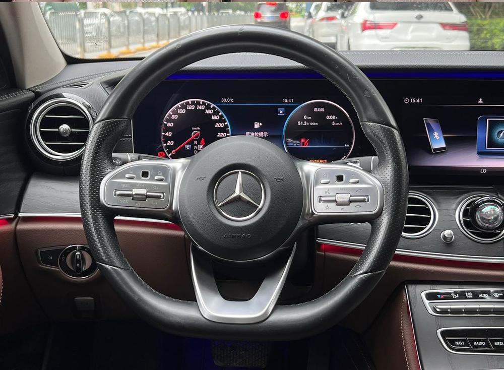 Mercedes-Benz Mercedes-Benz E-Class