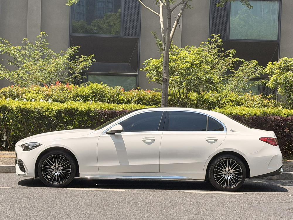 Mercedes-Benz Mercedes-Benz C-Class
