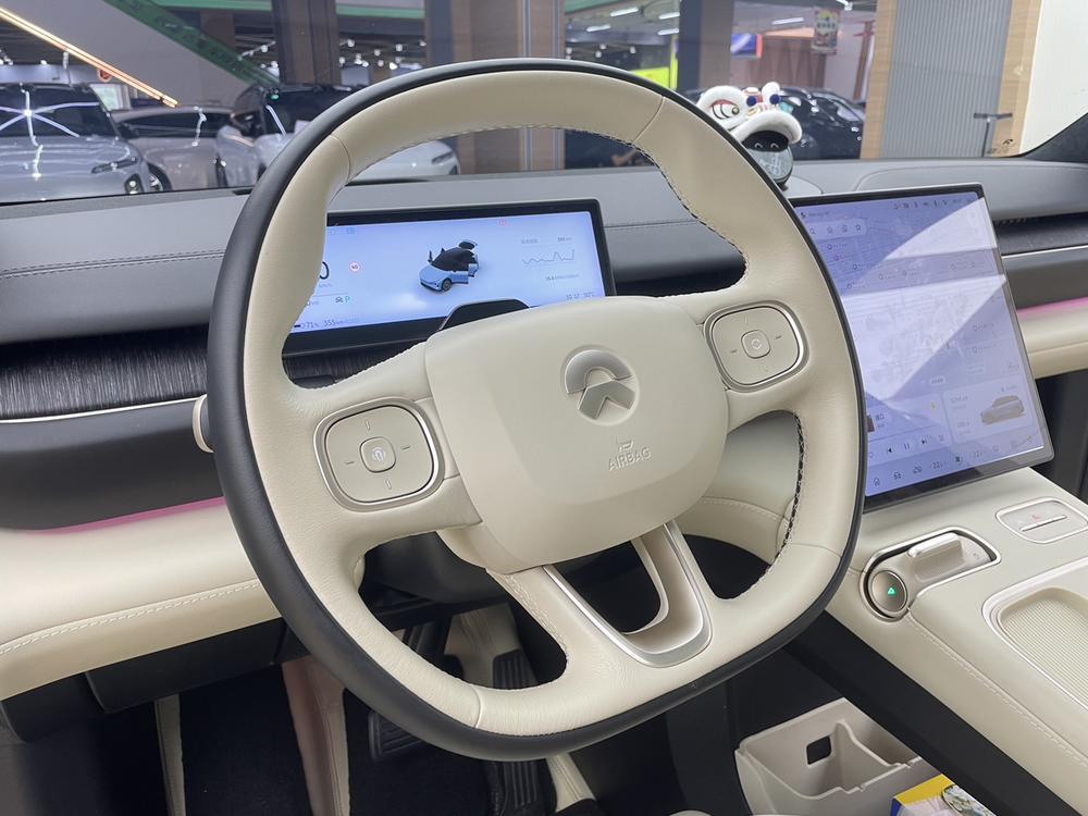 NIO NIO ES6