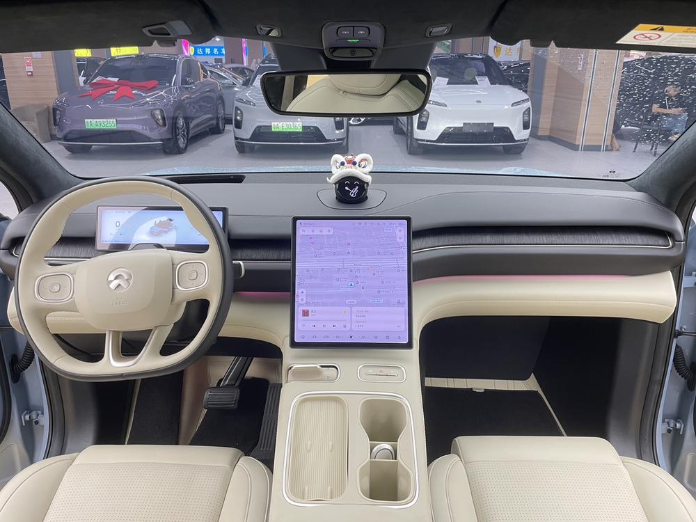 NIO NIO ES6