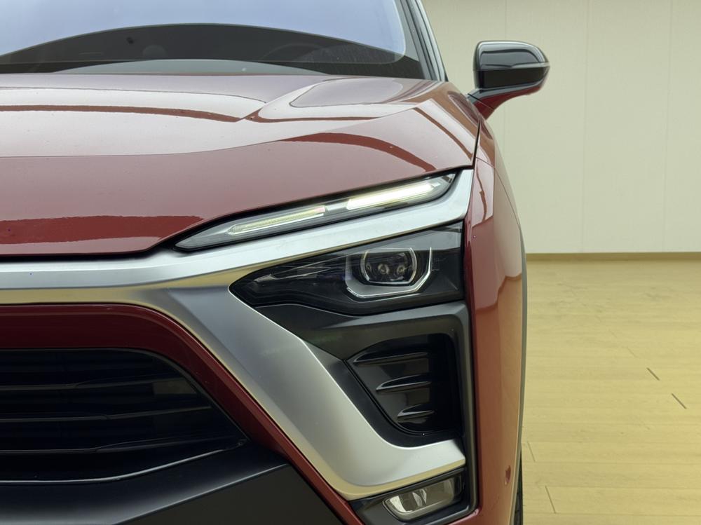 NIO NIO ES8