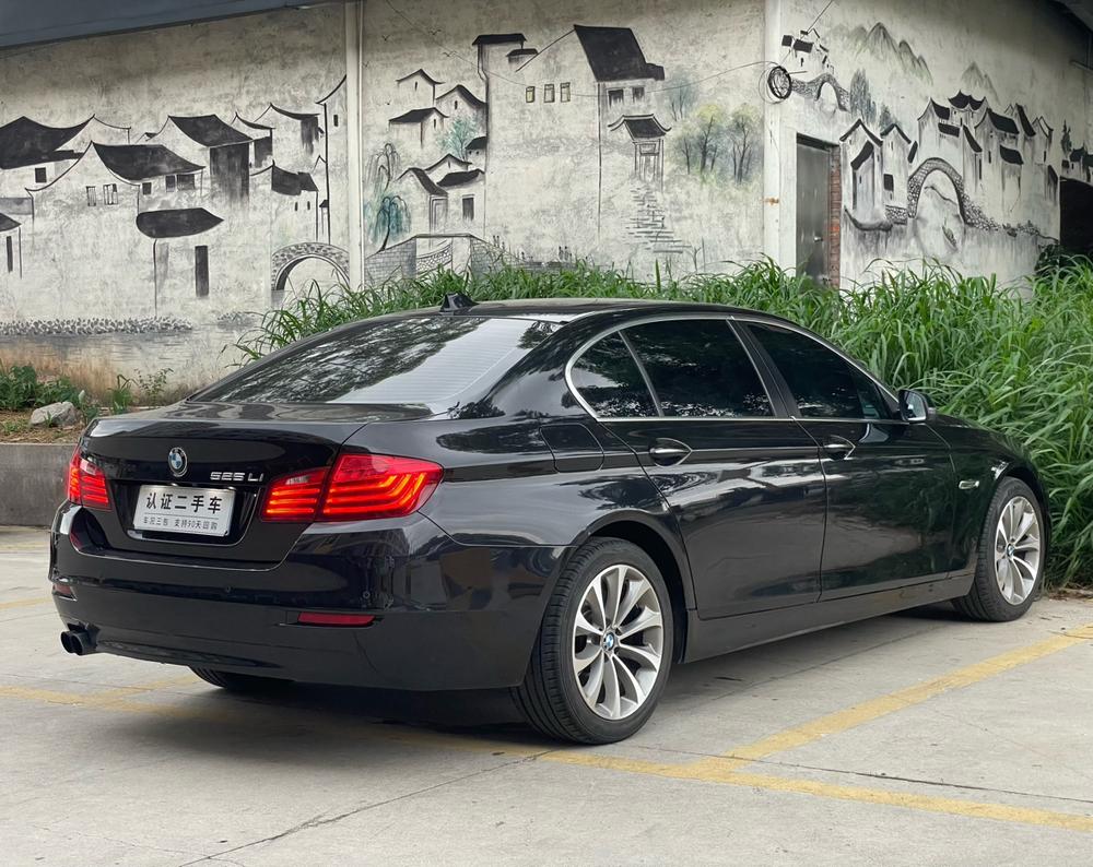 BMW BMW 5-Series