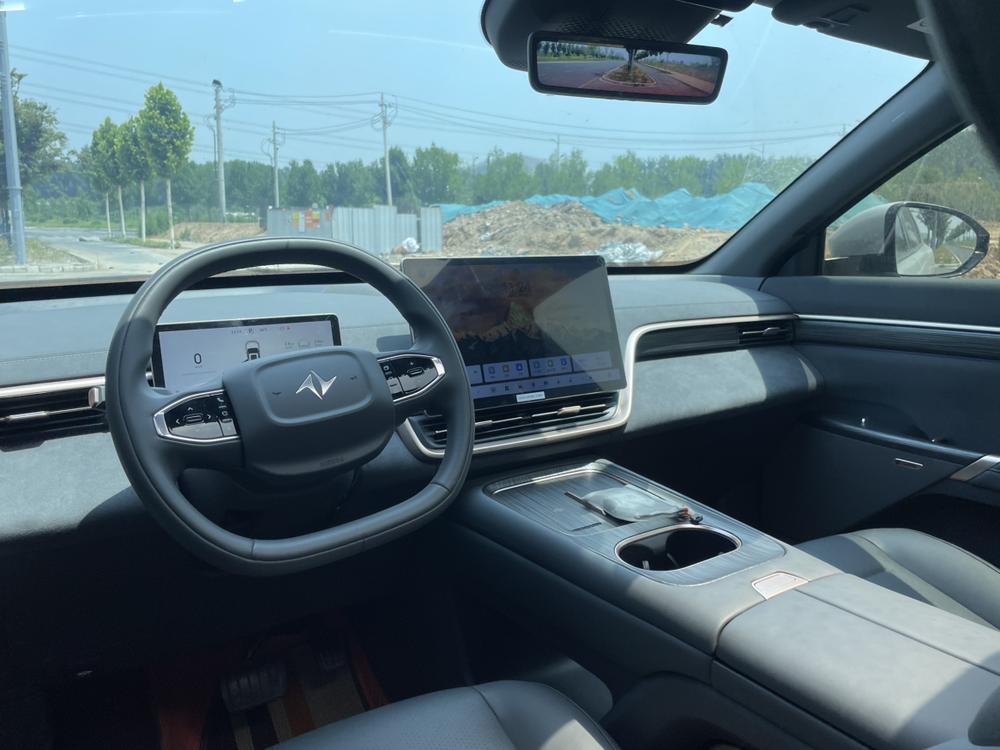 Dongfeng Yipai 奕派008