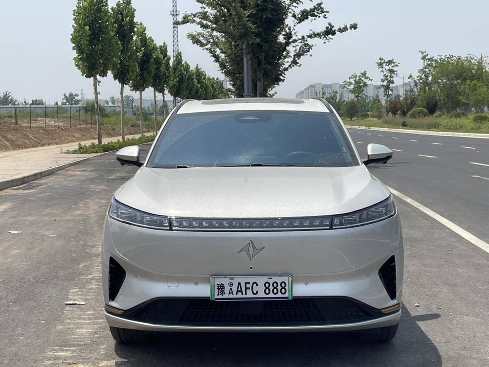 Dongfeng Yipai 奕派008