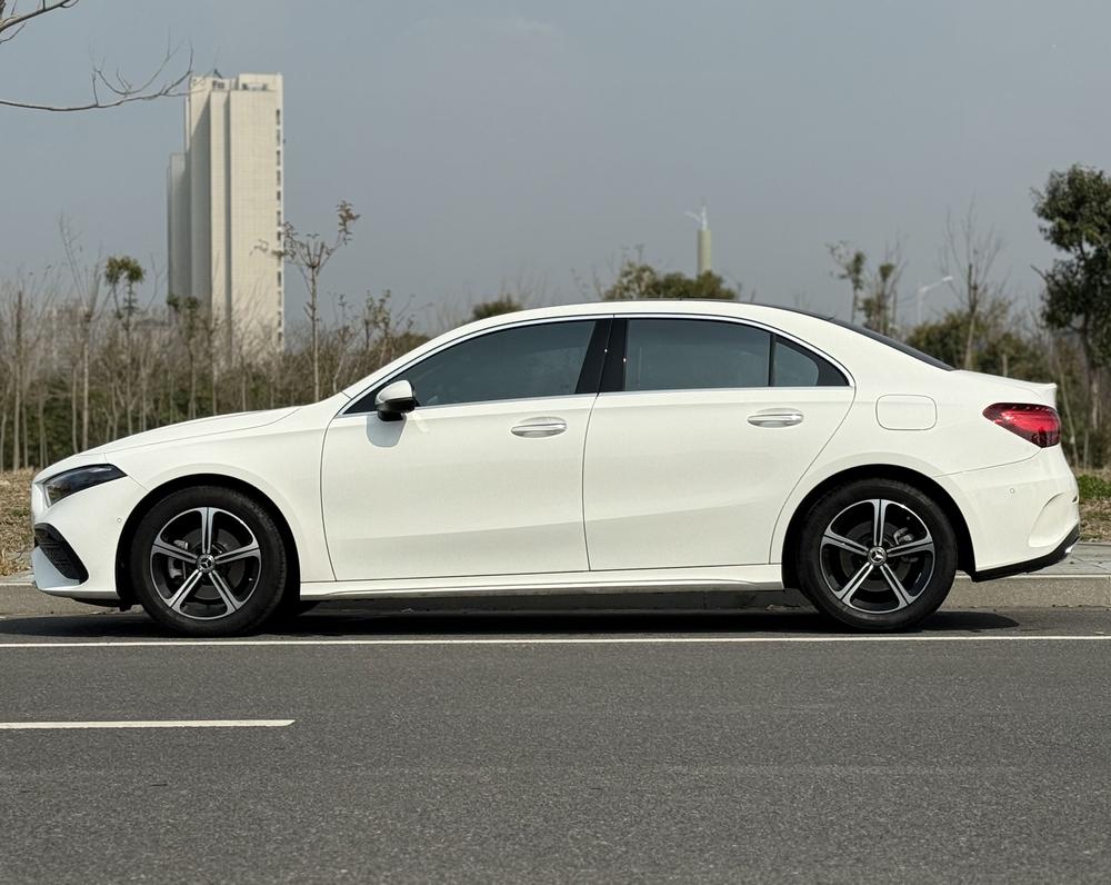 Mercedes-Benz Mercedes-Benz A-Class