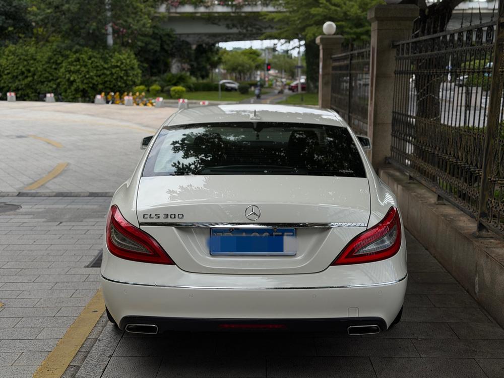 Mercedes-Benz Mercedes-Benz CLS