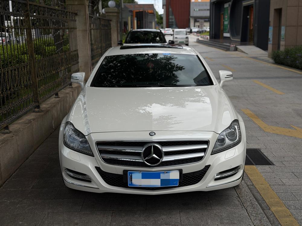 Mercedes-Benz Mercedes-Benz CLS